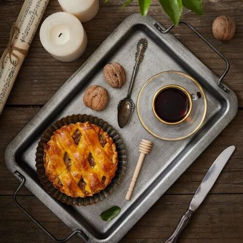 European Retro Square Iron Plate with Handles Metal Vintage Bread Tray Home Decoration Garden Restaurant Table Photographing