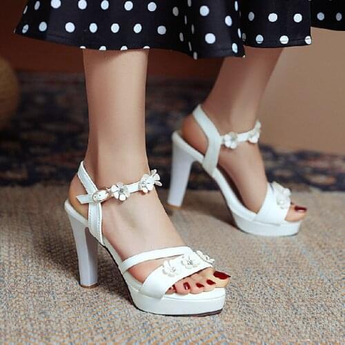 Summer Women White Wedding Shoes Buckle Platform High Heels Shoes Woman Fashion Solid color Wedding Party Shoes Pink Sandals