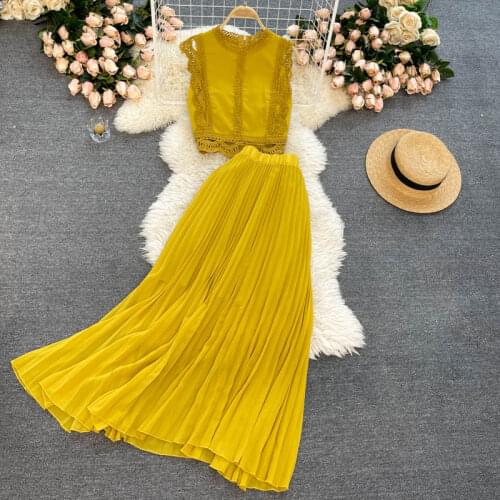 Seaside holiday suit 2021 new womens lace blouse and high waist pleated chiffon skirt two-piece set for women