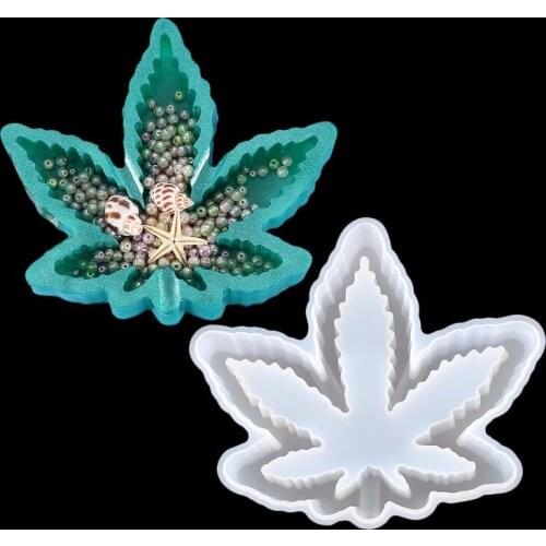 Maple Leaf DIY Crystal Mirror Mold Ashtray Mold Container Cup Pad Handmade UV Epoxy Resin Silicone Mold Home Decor Craft Jewelry