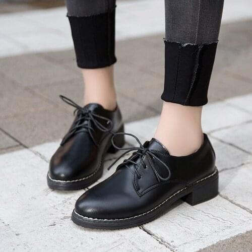 Thick Bottom Platform Shoes Solid Leather Oxford Shoes Woman Flats Lace Up Heart Print Casual Shoes for Women Zapatos De Mujer