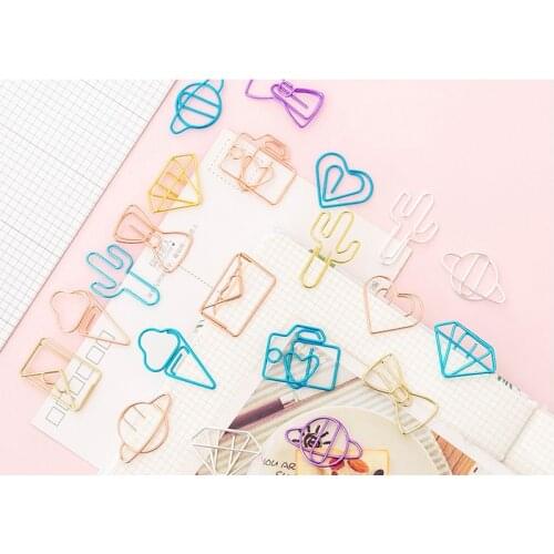 10packs Hollow paper clip set cute bookmark clip Mini Hollow Creative Kawaii Vintage Office Stationery Cute Bookmark Clip