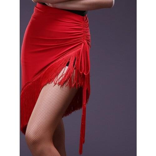 2018 New Irregular red and black Tassel sexy Latin dance skirts female practice performance wear half skirt Latin dance costume