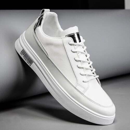 2021 Board Shoes for Men White Shoes Skateboard Sneakers Breathable Leather Casual Shoes Male Comfortable Walking Shoes Tenis