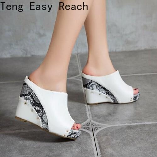 Teng Easy Reach Women's Slippers