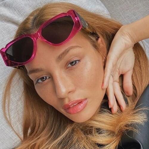 Popular Candy Pink Square Sun Glasses For Women Fashion Unisex Cool Super Party Funny Vintage Green Shades Brand Sun Glasses Men