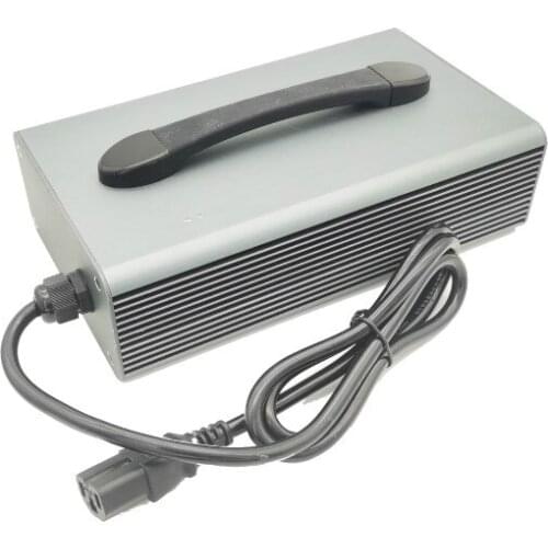Non-fan design safety Smart Charger 29.2V 15A battery Charger For 8S 24V LiFepo4 battery Aluminum Case with FCC CE RoHs