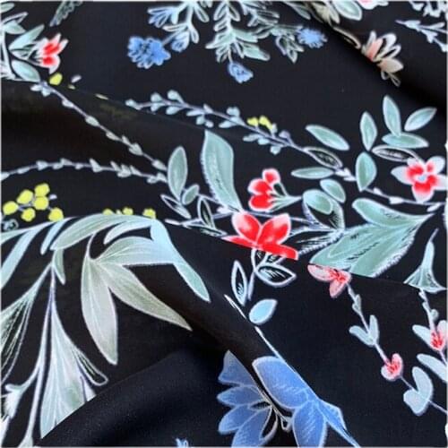 Width 55" Comfortable Soft Printed Silk Fabric By The Half Yard For Dress Shirt Cheongsam Material