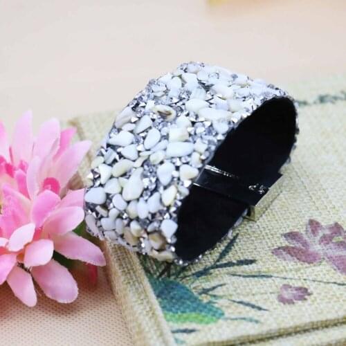 19*3.3cm Hot sale white&green Shell seashells loose beads Bracelets Brace lace pulsera bangle women girls gifts hand ornaments