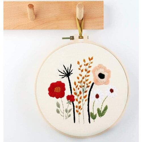 Fabric DIY Simple Flower Embroidery Material Bag Beginners Getting Started Suitable for Adult Child Wall Decoration