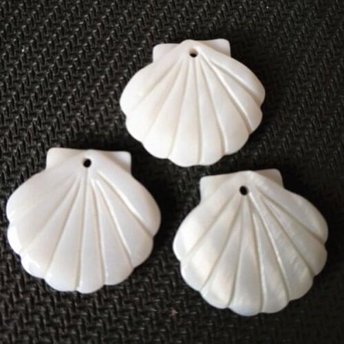 12pcs nature white shell pendants mother of pearl freshwater shell natural loose shell beads size 22x20mm top fashion diy access