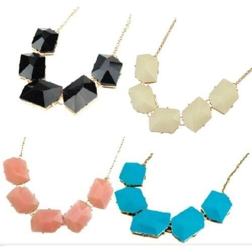 2017 Wholesale Fashion Women Jewelry Trendy Metal Chain Gem Stone Pendant Necklace for Women Jewelry