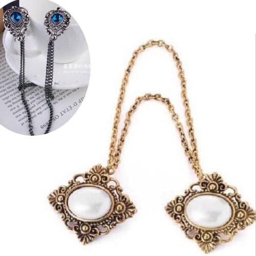 Retro style Europe and the United States Van tassel double chain collar collar lava clip pearl anti-light brooch sweater clip