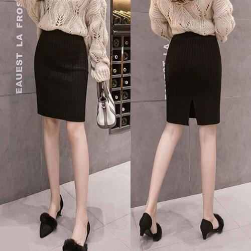 New Korean autumn and winter knitwear back split hip skirt short slim base skirt