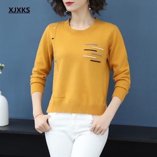 XJXKS Round neck long-sleeved women sweater 2021 spring autumn new short women wool knitted sweater pullover