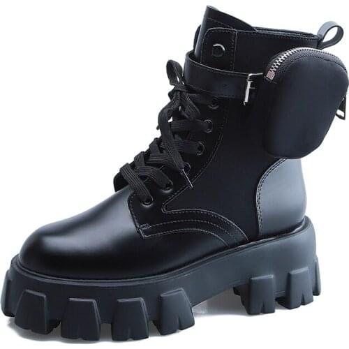 2021 Martin Boots Womens Autumn Winter Bandage Motorcycle Muffin Bottom Motorcycle Boots British Style Pocket Bag Short Women