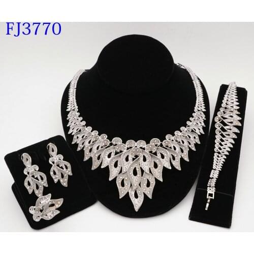 2021 Latest Design Indian Bridal Jewelry Sets Gold Plated jewelry Women wedding jewelry Earring and Pandant