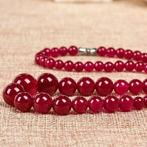 A light mauve sheen slightly transparent and fashionable 6 mm-14 mm Red jasper Necklace