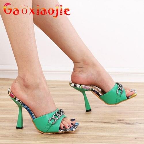 2021 Summer New Snake Pattern Women Slipper Chic Metal Chain Devise 9.5CM Party Sandal Elegant Fashion Square Toe Stiletto Shoes