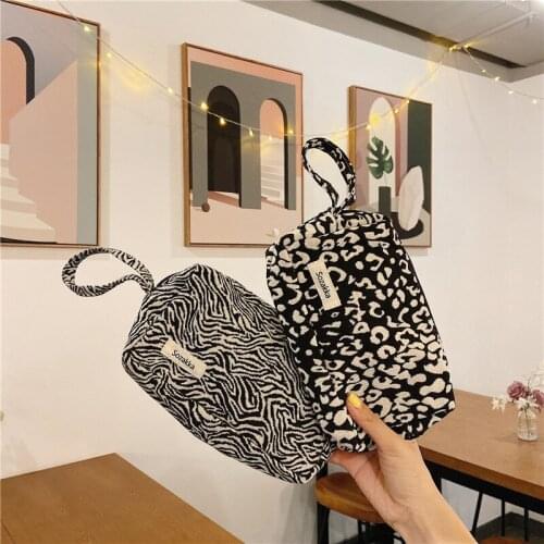 Hylhexyr Womens Plaid Cosmetic Bag Leopard Fashion Handbag Girls Canvas Pencil Pouch Purse Storage Bags With Zipper
