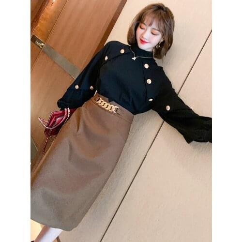 Half high collar, lantern sleeve, symmetrical buckle chain, two-piece waist closing and slim dress High Quality