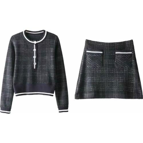 Womens suit 2019 summer new threaded thin soft plaid shirt + high waist A word bag hip skirt two-piece womens clothing
