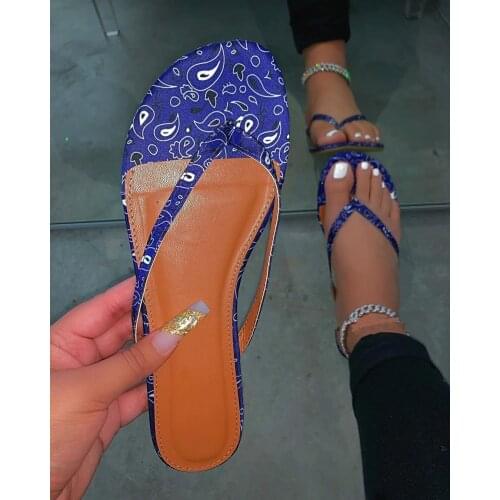 Summer Fashion Women Shoes 2021 Outdoor Comfortable High-quality Flat Bottom Women Sandals Open-toed Roman Style Flip Flops