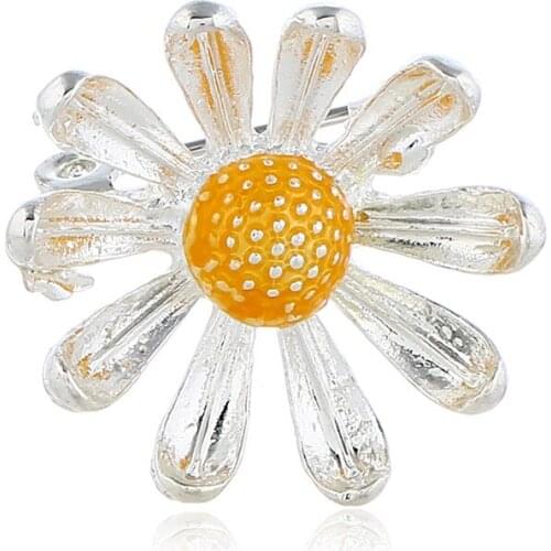 Korean Simple Small Daisy Flower Pin Brooches For Men Women Jewelry Accessories Party Gift Female Male Plant Pins Brooch