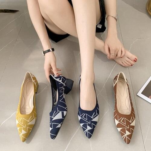 High heeled shoes womens 2021 spring and summer new flying weaving shallow mouth breathable pointed thick heel knitted shoes