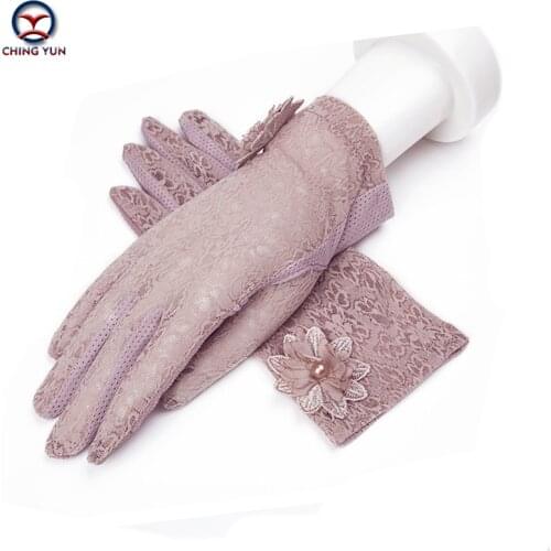 2020 New Womens Sunscreen gloves Driving Slip-resistant Ice short sexy gloves Breathable and antiskid touch screen gloves women