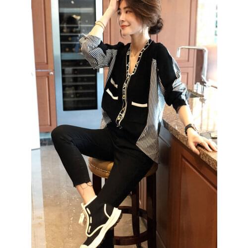 Stitched V-neck top striped shirt Knit Cardigan Jacket Womens thin short long sleeve loose