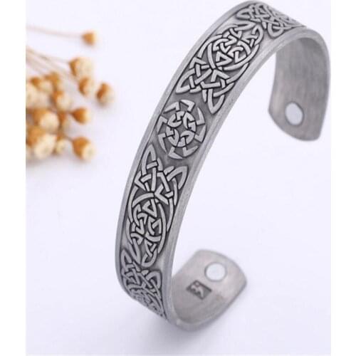 Apricot Fu Golden Bracelets