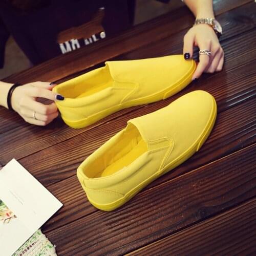 2020 New Mens shoes casual Vulcanized Yellow Canvas rubber shoes Sneakers Fashion Elastic band red shoes Light Loafers