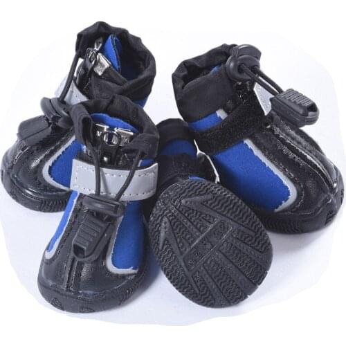 Pet shoes fashionable and simple design series will be multifunctional dog shoes that will shine at night