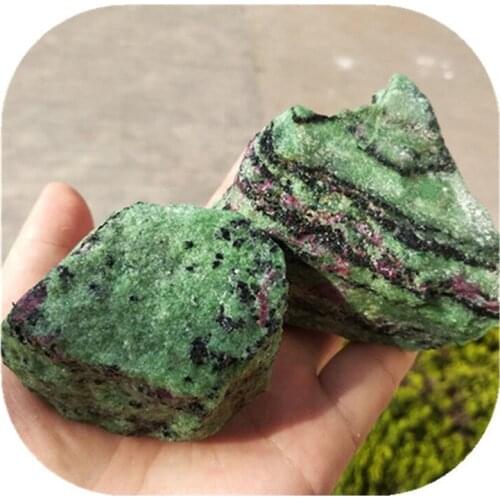 Ruby Zoisite Rough Stone Natural Quartz Hand Made Gemstones For Healing Reiki
