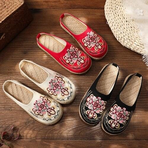 2021 New Women Slippers Embroider Summer Flat With Women Slides Linen National Style Ladies Slippers