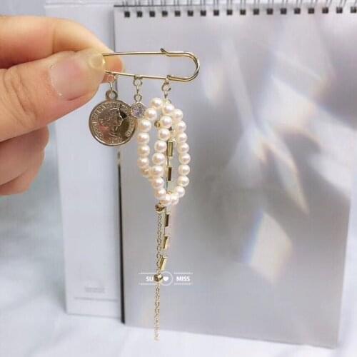Free Shipping Queen Head Coin Pendant Brooches Women Pearl Chain Tassel Style Pins Gifts Cloth Brooch Fashion Ornament Pins