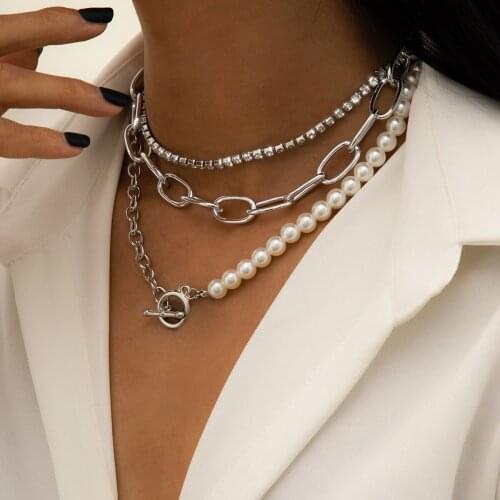 Simple Fashion Temperament Round Bead Chain Ladies Necklace Retro Baroque Imitation Pearl Geometric Necklace Party Jewelry 2021