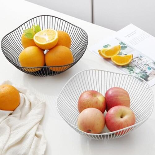 2020 Storage Fruit Basket Nordic Style Black White Wrought Iron Popular Desktop Fruit Basket Modern Home Metal Organizer Basket