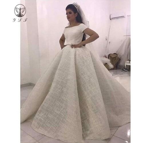 Arabian Design Robe De Mariee Boat Neck Short Sleeve Glitter Fabric Bling Bling Ball Gown Puffy Wedding Dresses 2019
