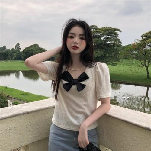 Woman Tshirts Design Sense Bowknot Pearl Short-sleeved Blouse Womens Summer New Korean Style Slim Slim White T-shirt Trend
