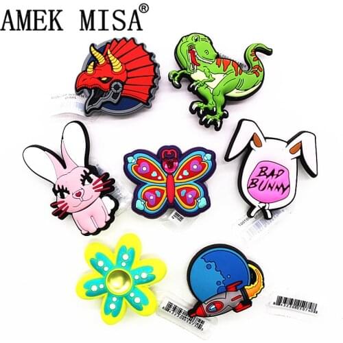 Novely Cute Dinosaur Shoe Charms Accessories PVC Butterfly Rabbit Earth Shoe Decoration for Croc jibz Kids Party X-mas Gifts