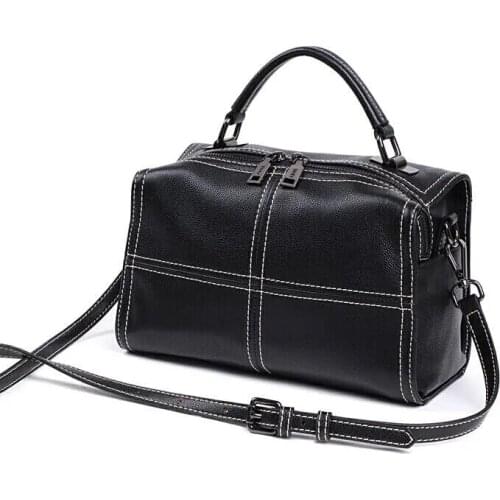 Portable Genuine Leather One Shoulder Messenger travel bag