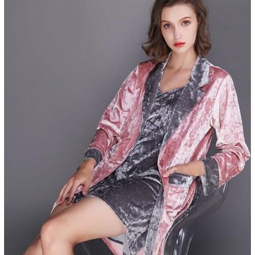 Winter Women Pajamas Set Sexy Gold Velvet Robe Gown Set Autumn Soft Warm Pleuche 2 Peices Women Sleepwear Pajamas Bathrobe