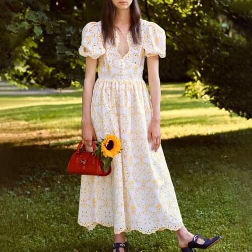 Vintage V Neck Embroidery Maxi Dress for Women Puff Short Sleeve High Waist A Line Dress Female Elegant Party Dresses Robe 614