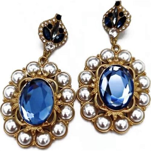 2021 new European and American fashion golden western antique retro Pendant crochet earrings womens luxury jewelry