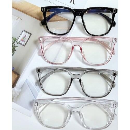 Ultralight Unisex Anti-UV Blue Rays Radiation Eyeglasses Computer Goggles Myopia Glasses Flat Mirror Eyewear Vision Care