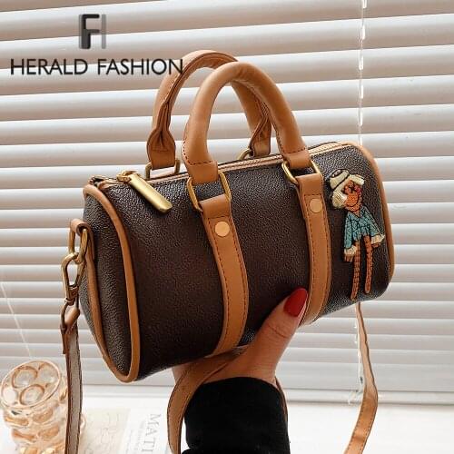 Vintage Luxury Designer Big PU Leather Crossbody Handbag for Women 2021 Trends Brand Fashion Solid Color Quilted Shoulder Bag