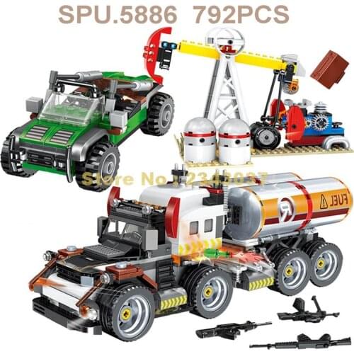 5105 792pcs Oil Base Car Extraction Fuel Tanker Truck Gun Weapon 7 Dolls Building Blocks Toy