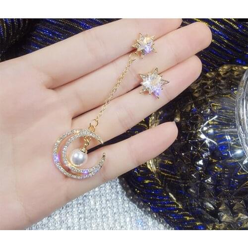 Simple Asymmetrical Star Moon Earrings Retro Crystal Star Women Dangle Earrings Star Girl and Womens Long Tassel Earrings